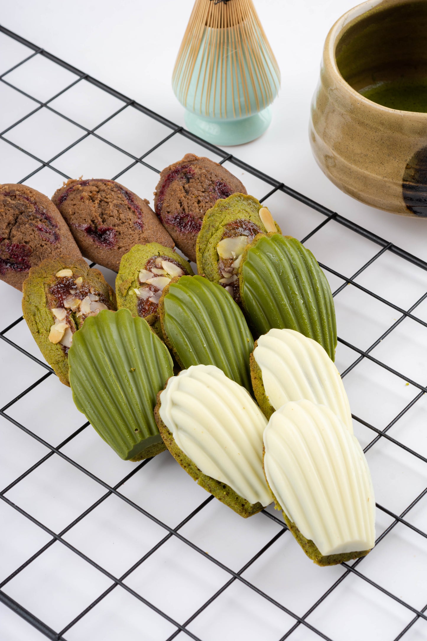 Chotto Madeleines – Box of 8 (Ships within Metro Manila)